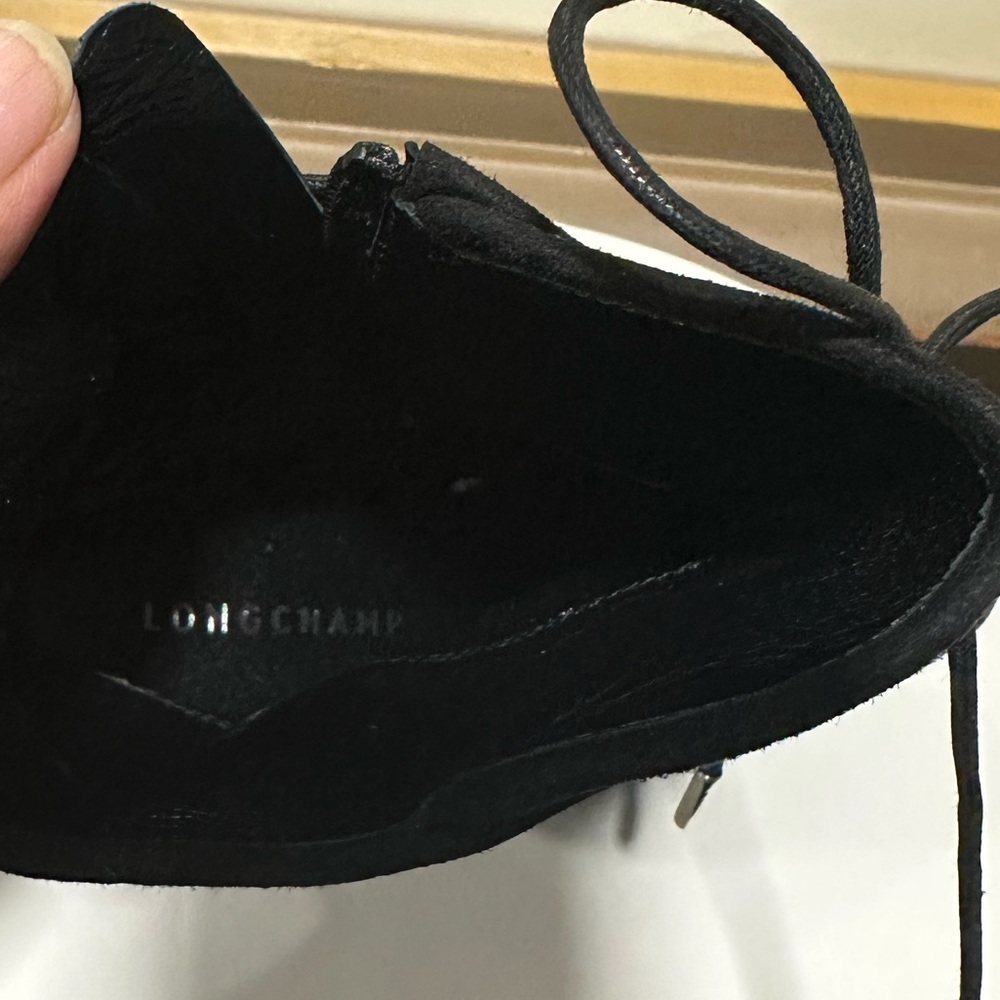 🌹LONGCHAMP🌹 Lace Up Black Suede Bootie Size: 36 - Picture 12 of 14
